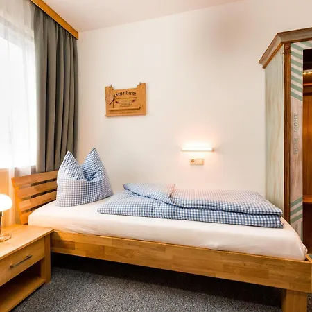 Hotel Muehler Hof Doktor Schwarzkopf-Siedlung Zimmer foto
